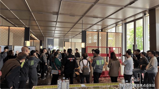 K8国际入口万科朗拾花语售楼处_2024楼盘最新进展_朗拾花语闵行封神作品(图2)