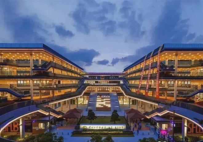 万丰海岸城瀚府二期产品可以说在深圳西部都是非常稀缺少有的豪宅(图19)