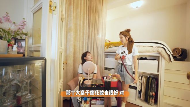 去朋友家做客进门就是客餐厅被她的玄关惊艳了实用又漂亮太好抄啦(图17)