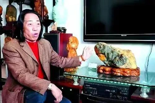 三块像青蛙的石头顶级的8221万一般的80万不卖8万的是捡漏(图3)