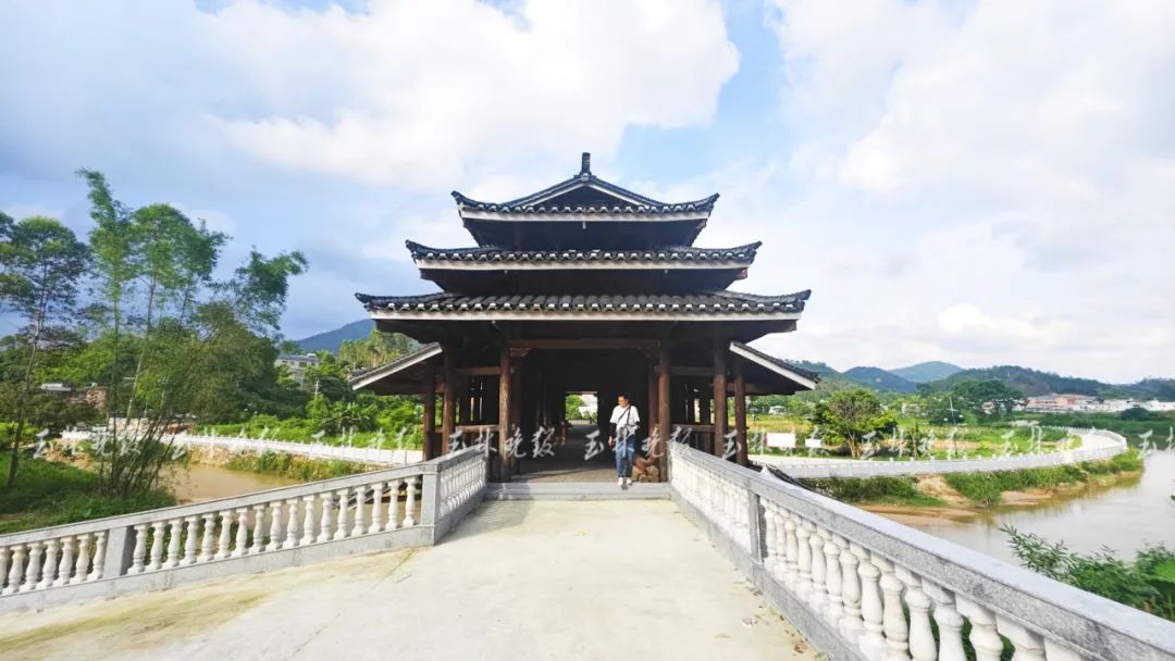迅速走红！玉林这个村“颜值”大增成网红打卡地(图2)