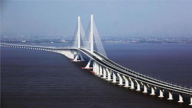 凯发国际首页揽海果岭小院首页网站-2024最新房价+户型图+小区环境+配套+地铁(图2)
