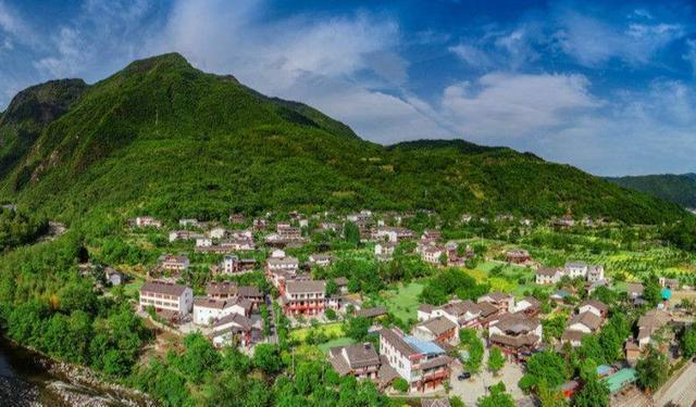 广元“很有潜力”的县美景众多媲美杭州拥有3座火车站(图3)