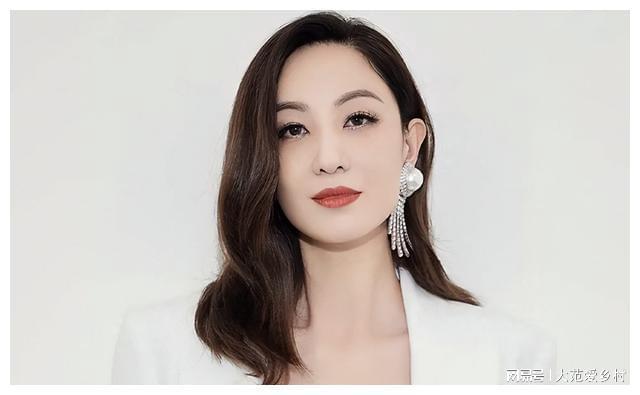 知名港星郑希怡搬离上海并宣布重回香港生活努力教女儿认繁体字(图10)
