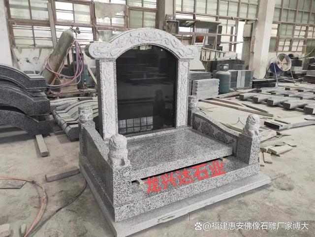 庄重典雅：公墓陵园传统墓碑石材在公墓中的应用（多图欣赏）(图5)