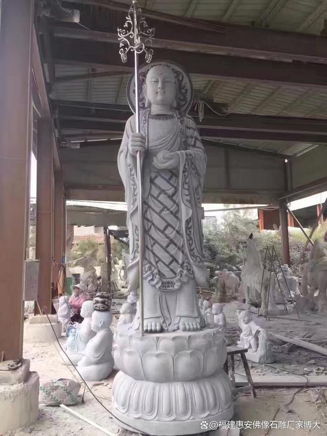 精湛石雕技艺：打造寺庙地藏菩萨像的辉煌（多图欣赏凯发国际）(图4)