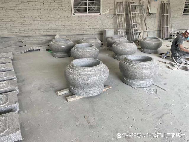 K8国际入口石雕柱墩：传统工艺与现代家居装饰的完美结合体(图2)