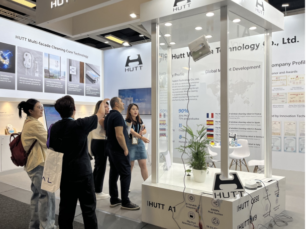 赫特C7IFA24首秀创新双驱悬浮加压擦全新定义擦窗机器人(图5)