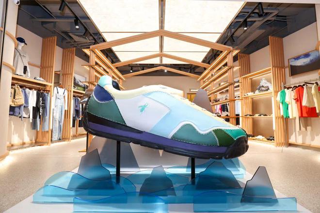 7月特色新店：“绿”起来的门店设计也能很时髦！(图61)