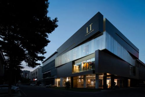凯发国际首页IT瓷砖：最新推出莫奈系列中的“莫奈花园”成行业一枝独秀(图1)