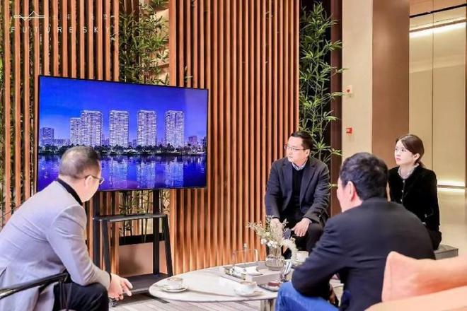凯发国际郑州未来天奕盛大交付遍阅人间繁华聚焦归家时刻！(图3)