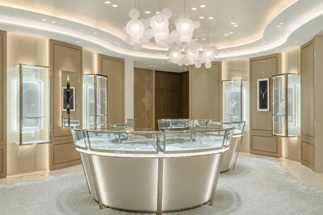 JonathanAnderson确认加入Dior；格拉夫北京王府中環珠宝旗舰店盛大开幕｜直男Daily(图5)