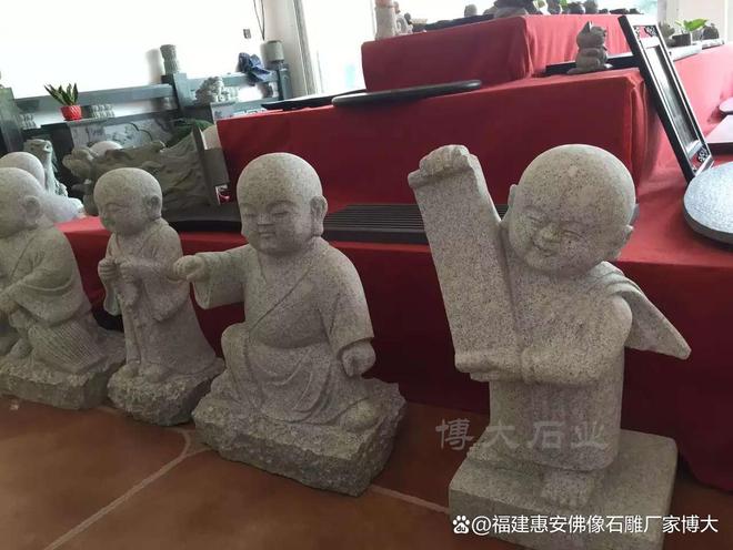 石雕小沙弥：佛教信仰的纯真表达与艺术呈现(图4)