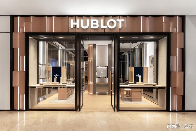 K8国际入口HUBLOT宇舶表南京德基广场专卖店盛大开幕短道速滑世界冠军(图1)