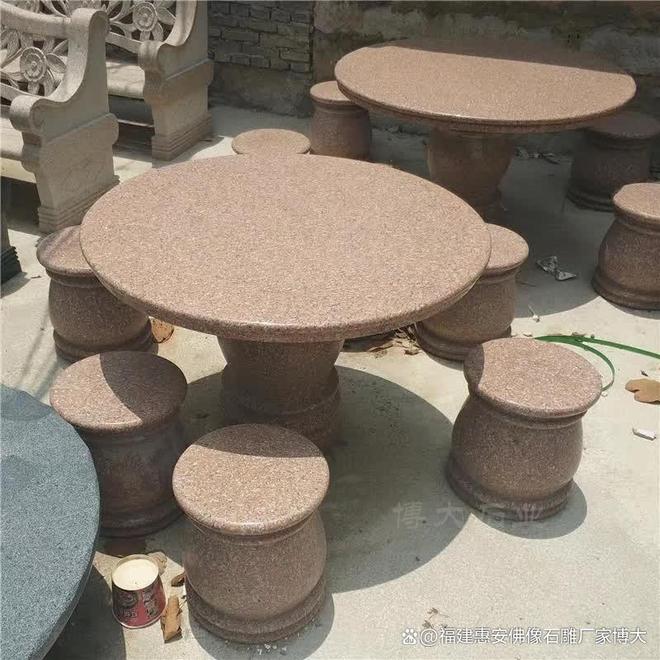 石雕桌椅的收藏价值与市场前景：珍稀艺术品潜力无限(图7)