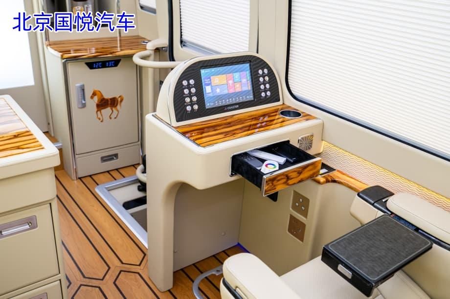 丰田考斯特10座版菏泽落地多少钱(图5)