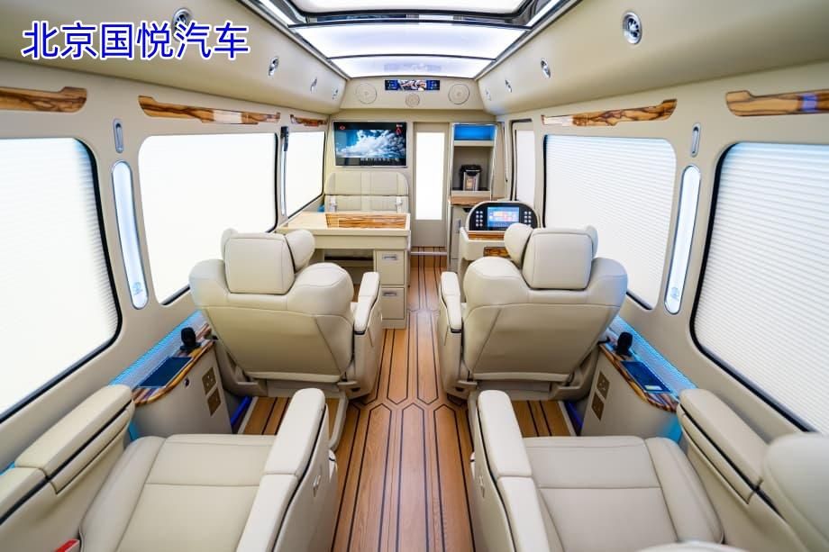 丰田考斯特10座版菏泽落地多少钱(图2)