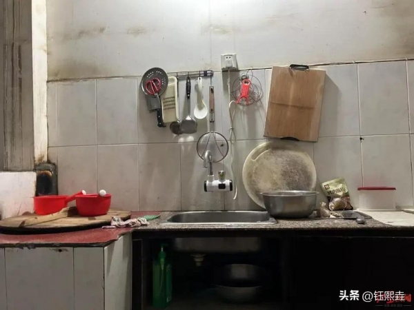 女子涉嫌杀害前夫潜逃26年律师做无罪辩护(图2)