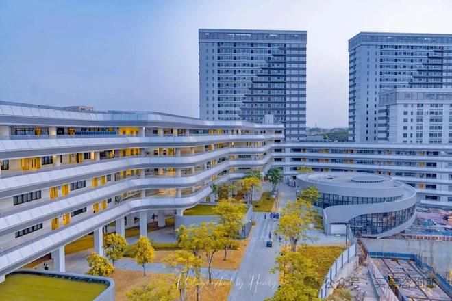 火热中！@鸿荣源观城售K8国际入口楼处发布：明日取证5月17盛大开盘(图10)